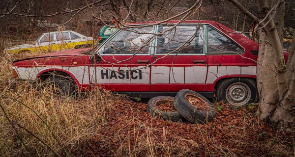 tatra-613-vrak-hasici-01.jpg