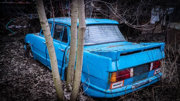 skoda-100-tunning-modra.jpg