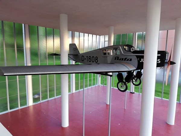 tomas-bata-junkers-pomnik-zlin.jpg