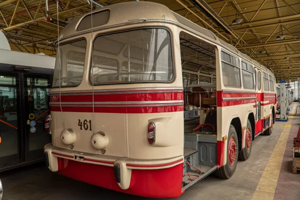 trolejbus-tatra-t.401-08.jpg