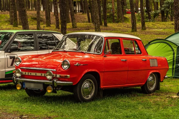skoda-1000mb-cervena.jpg